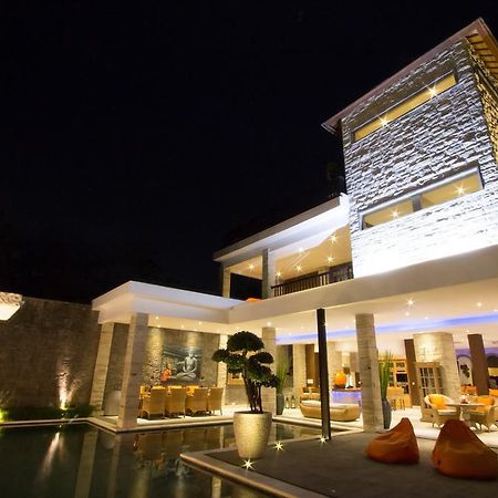 Puri Ratu Jimbaran Villa Exterior foto